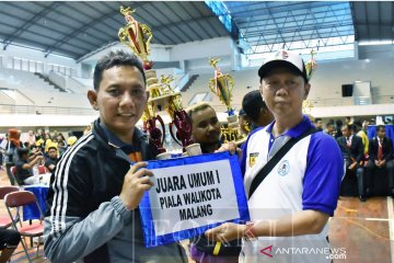 Forkab Malang pertahankan gelar juara karate Malang Open