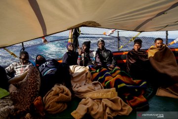 40 hari terjebak di Laut Mediterania, 25 pengungsi diterima Italia