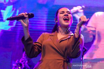 Aksi Raisa pada ajang Jazz Goes To Campus di Universitas Indonesia