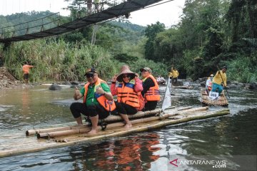 Lanting Paring Sungai Amandit jadi atraksi di Festival Loksado Kalsel