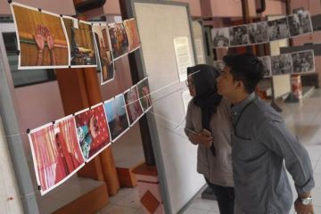 Pameran foto memperingati hari HAM