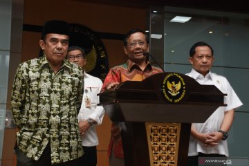 Kemarin, izin FPI hingga masyarakat adat dalam pindah ibu kota