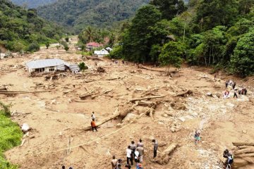 Suplai air PDAM Solok Selatan terhenti akibat banjir bandang