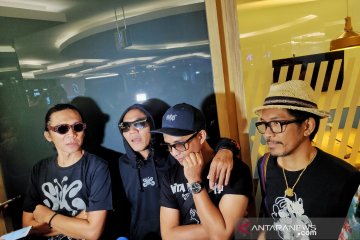 Slank nilai staf khusus kepresidenan dan BTP kompeten