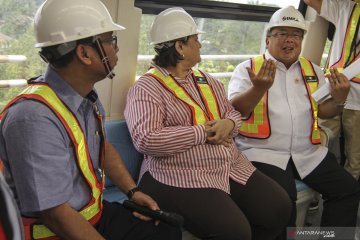 Menristek tinjau uji coba LRT