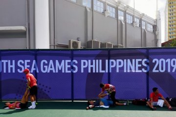 Dua ganda campuran tenis Indonesia melaju ke semifinal