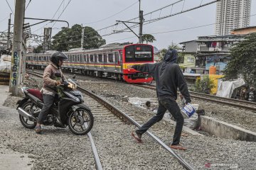 Perlintasan sebidang tanpa palang pintu