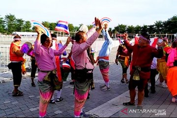 Tarian Thailand hibur masyarakat Filipina di Philippine Arena