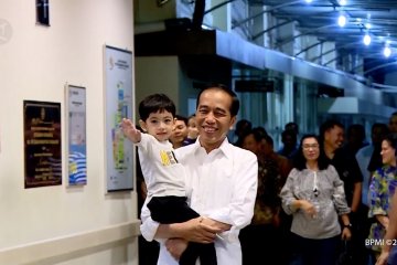 Jokowi jenguk kelahiran cucu ketiga, La Lembah Manah