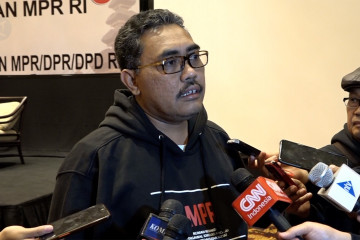 Pimpinan MPR sebut teroris muncul akibat miskin rasa kebangsaan