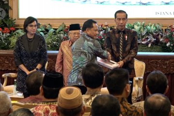 Serahkan DIPA 2020, Jokowi perintahkan agar dibelanjakan secepatnya