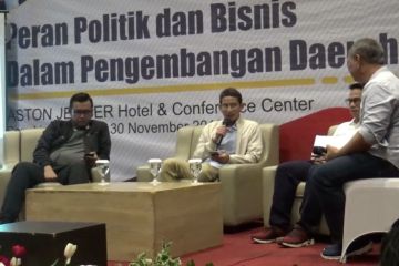 Pentingnya peran politik dan bisnis dalam perkembangan daerah