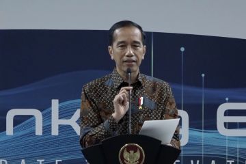 Presiden minta bankir turunkan bunga kredit dan salurkan ke UMKM