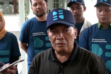 Wali Kota Bandung minta Menag kaji larangan ASN bercadar