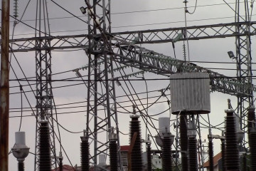 Atasi devisit, PLN siasati penggunaan beban listrik