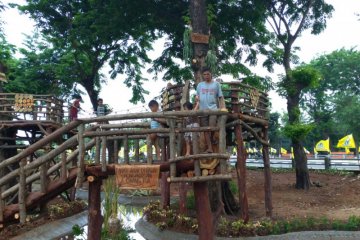 Taman interaktif di Tomang hadirkan permainan Betawi tempo dulu