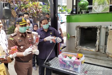Balai Besar POM Bandung musnahkan 2.802 produk ilegal