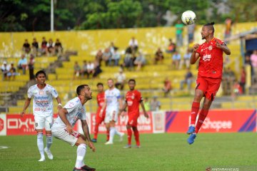 Manajemen siapkan bonus besar jika tim Semen Padang bertahan di Liga 1