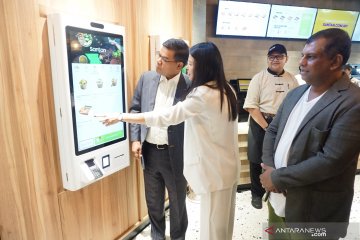 AirAsia ekspansi usaha ke bisnis restoran bermenu hidangan di pesawat