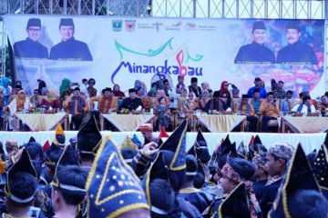 Kemenpar buka Festival Pesona Minangkabau 2019