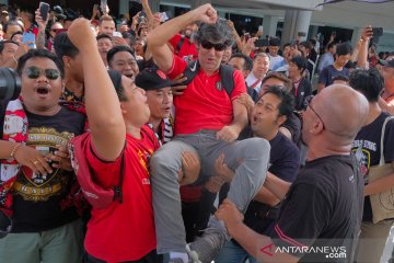Pastikan jadi juara Liga 1, Bali United disambut meriah suporter