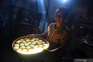 Menengok dapur Tahu Bah Kacung yang legendaris