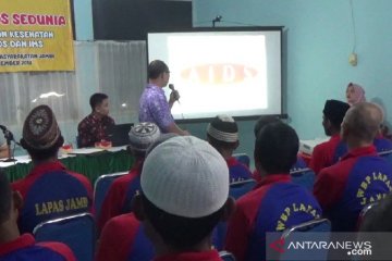 Warga binaan Lapas Jambi dapat penyuluhan HIV/AIDS dan IMS