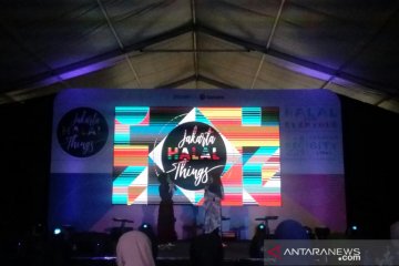 Supermodel Halima Aden meriahkan Jakarta Halal Things 2019