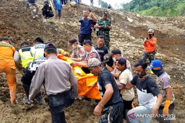 Tim gabungan temukan jasad pekerja galian pasir di Cianjur