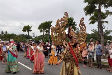 Karnaval Batam diikuti 6 negara
