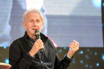 Aktor "Star Trek" Rene Auberjonois meninggal karena kanker paru-paru