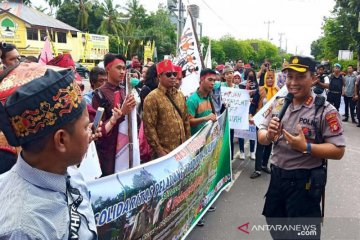 Warga Dayak Kalimantan Tengah desak polisi bebaskan peladang