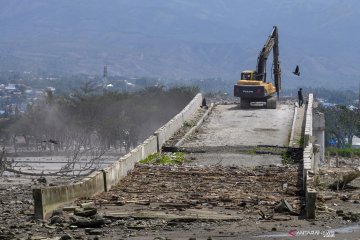 Rekonstruksi Jembatan Palu IV