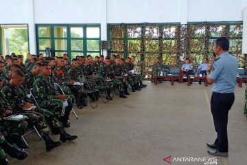 Imigrasi Palembang bekali Satgas Raiders ke perbatasan