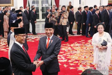 Wiranto tegaskan dirinya tidak harus mundur dari Dewan Pembina Hanura