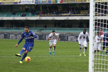 Verona bangkit dari kemasukan tiga gol untuk tahan imbang Torino 3-3