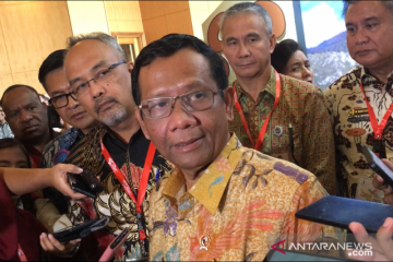 Mahfud sebut usulan pemekaran Papua akan diputuskan Mendagri Tito