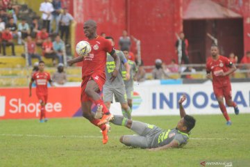 Semen Padang ditahan imbang Borneo FC 1-1 di laga kandang terakhir