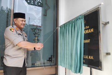 Akhiri jabatan Kapolres Metro Jakarta Barat, Hengki resmikan masjid