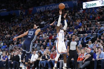 Schroder bawa Thunder catat pembalikan luar biasa atas Grizzlies