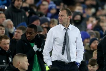 Duncan Ferguson tetap pimpin Everton saat hadapi Arsenal