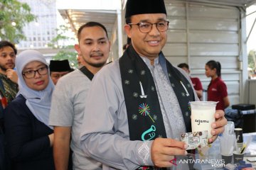 Fasilitas pembayaran non tunai Bank DKI di "Thamrin 10"