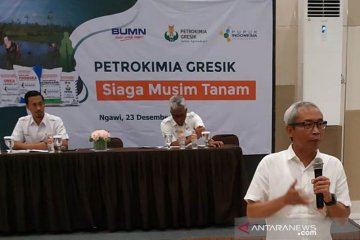 Direksi Petrokimia Gresik tinjau lapangan pastikan stok pupuk aman