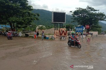 Banjir rusak 46 rumah di Wasior