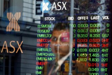 Pasar saham Aussie berakhir di atas 7.000 poin untuk pertama kalinya