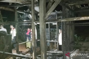 Kebakaran rumah tewaskan seorang nenek di Cianjur