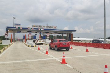 H+1 Natal, 15.000 kendaraan lintasi Tol Pekanbaru-Dumai