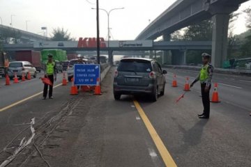 Contra flow 14 kilometer arah Jakarta dibuka di Karawang Sabtu pagi