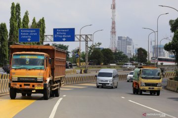 Bangun JPO, Tol Jakarta-Tangerang ditutup sementara