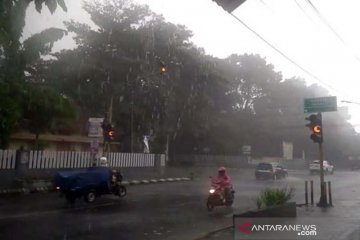 Malam pergantian tahun, BMKG prakirakan Jateng selatan diguyur hujan